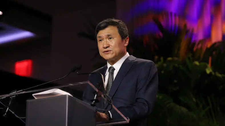 李录最新对谈:价值投资、人工智能与人类的未来-虎嗅网